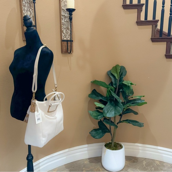 HOBO Large Leather Sheila Satchel NWT - Picture 14 of 15